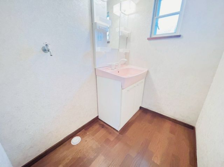 �ޗǌ��ޗǎs���m���� �̒��È�ˌ��Ă̐��ʑ�E���ʏ�