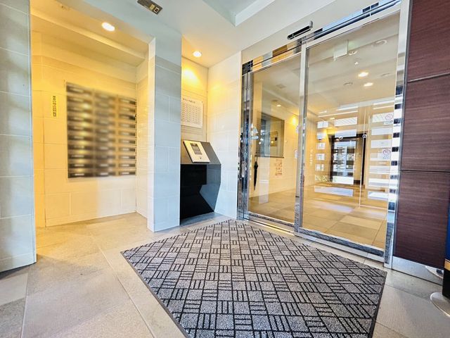 �ޗǌ��ޗǎs��{��3���ڂ̒��Ã}���V�����̃G���g�����X