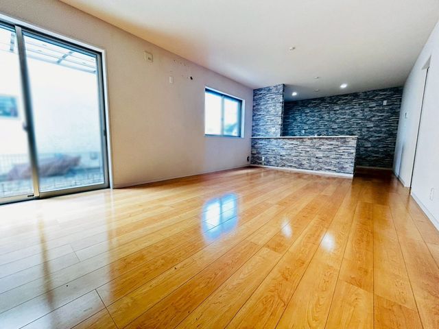 �ޗǌ��ޗǎs�@�@�� �̒��È�ˌ��Ẵ��r���O