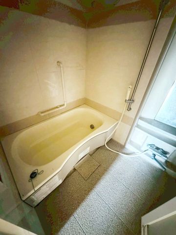 �ޗǌ�����S���������g3���ڂ̒��Ã}���V�����̗���