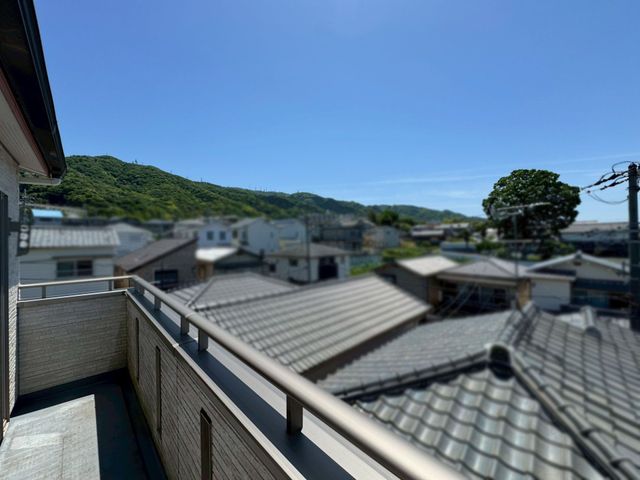 ���{�����s������7���ڂ̒��È�ˌ��ẴL�b�`��