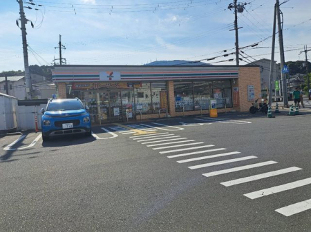 �ޗǌ�����s�L���� �̓y�n�̎��ӊ�