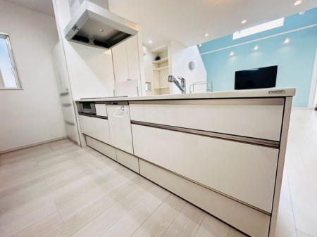 �ޗǌ������s�l�� �̒��È�ˌ��ẴL�b�`��