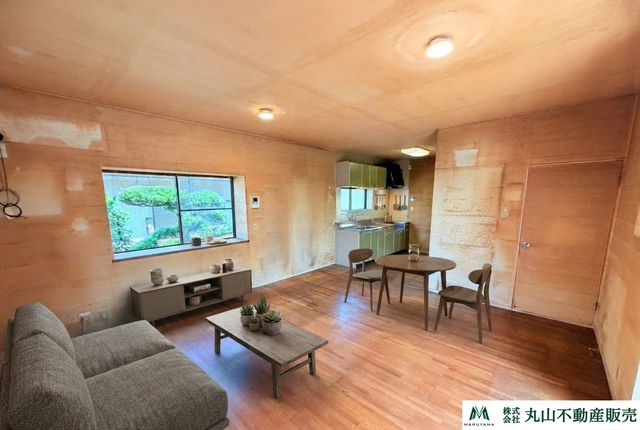 ���s�{�ؒÐ�s����Α�7���ڂ̒��È�ˌ��Ẵ��r���O