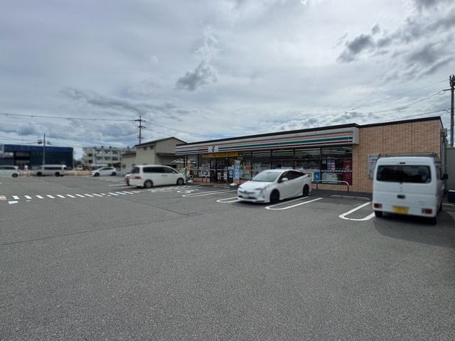 �ޗǌ����S�c���{���厚��� �̓y�n�̎��ӊ�