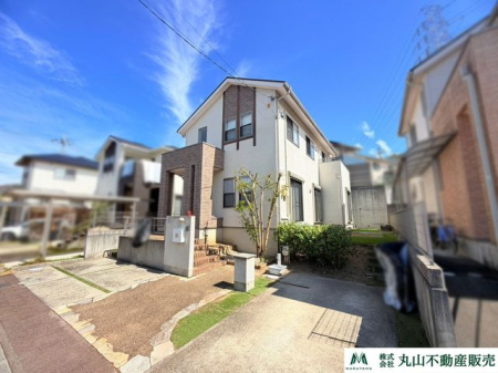 奈良県生駒市西白庭台3丁目の中古一戸建ての現地外観写真