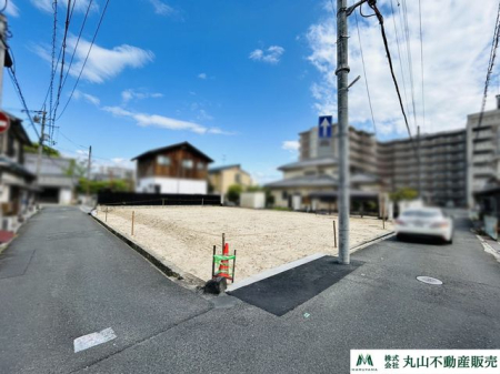 奈良県大和郡山市茶町 の新築一戸建ての現地外観写真